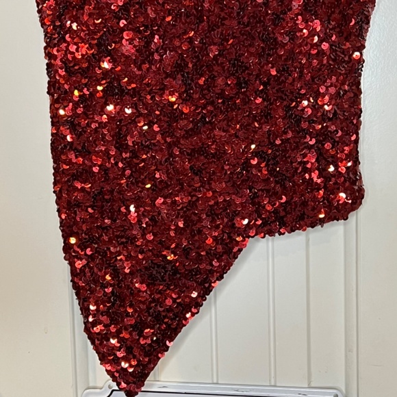 Cache Size XS Silk Sequined Top Red - Picture 8 of 8